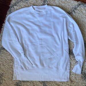 Abercrombie white crewneck